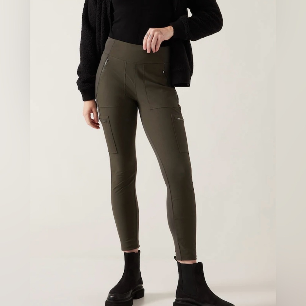 Athleta Headlands Hybrid Cargo II Tight